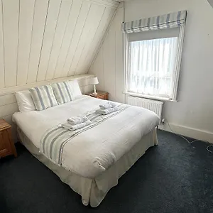 Winter Dene Side Guest house Bournemouth